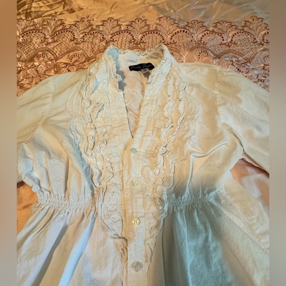 Gretty Zueger White Ruffled 3/4 Sleeve Blouse with Mandarin Collar - Picture 12 of 13